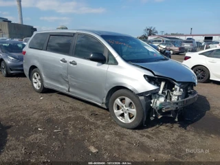 TOYOTA TOYOTA SIENNA L 7 PASSENGER