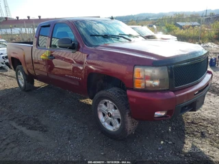 CHEVROLET CHEVROLET SILVERADO 1500 LT1