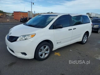TOYOTA SIENNA L 7-PASSENGER