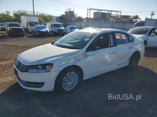 VOLKSWAGEN PASSAT S