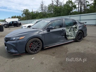 TOYOTA CAMRY TRD