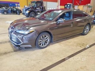 TOYOTA AVALON XLE