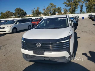 NISSAN KICKS S