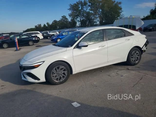 HYUNDAI ELANTRA HYBRID BLUE