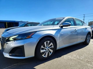NISSAN ALTIMA S