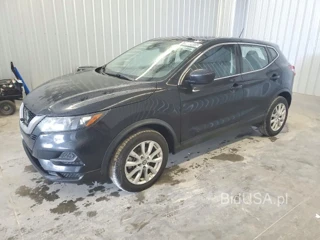 NISSAN ROGUE SPORT S