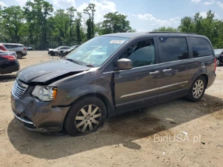CHRYSLER TOWN & COUNTRY TOURING