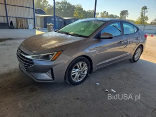 HYUNDAI ELANTRA SEL