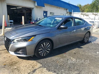 NISSAN ALTIMA SV