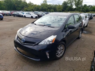 TOYOTA PRIUS V TWO