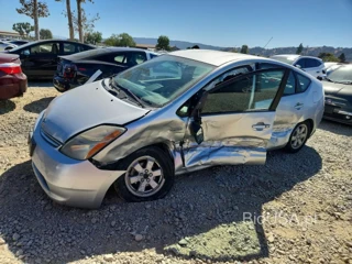 TOYOTA PRIUS BASE