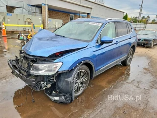 VOLKSWAGEN TIGUAN SE