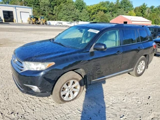 TOYOTA HIGHLANDER SE