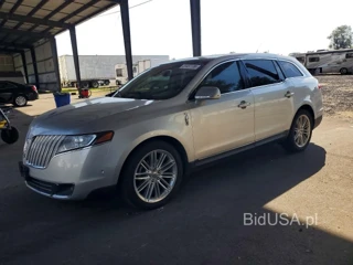 LINCOLN MKT LIVERY