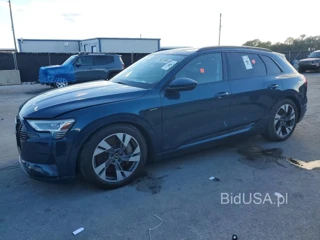 AUDI E-TRON PREMIUM