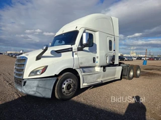 FREIGHTLINER CASCADIA 126
