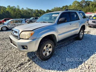 TOYOTA 4RUNNER SR5