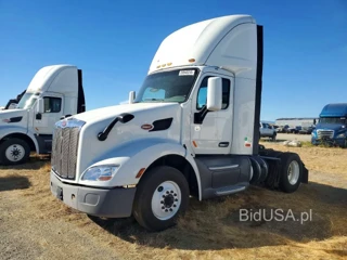 PETERBILT 579