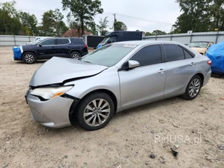 TOYOTA CAMRY XLE