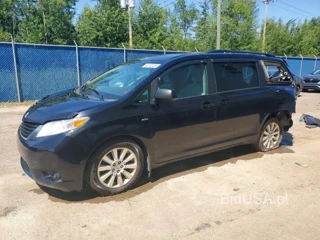 TOYOTA SIENNA LE
