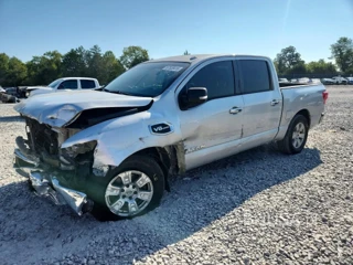 NISSAN TITAN S