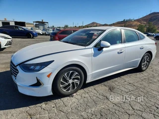 HYUNDAI SONATA HYBRID BLUE