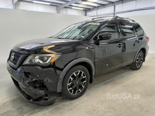 NISSAN PATHFINDER SV