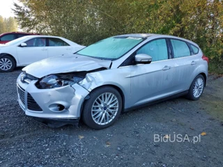 FORD FOCUS TITANIUM