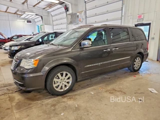CHRYSLER TOWN & COUNTRY LIMITED PLATINUM