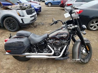 HARLEY-DAVIDSON FLHCS HERITAGE CLASSIC 114