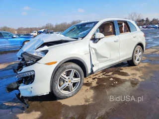 PORSCHE CAYENNE S HYBRID