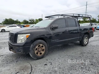 NISSAN TITAN S