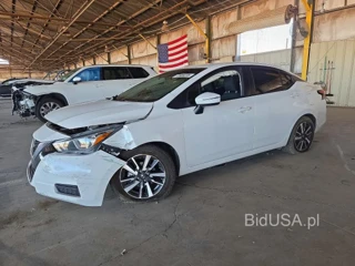 NISSAN VERSA SV