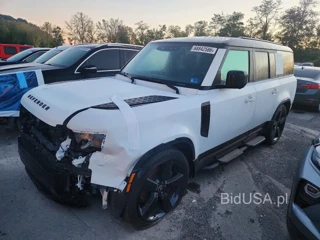 LAND ROVER DEFENDER 130 X-DYNAMIC SE