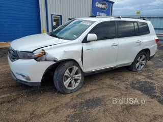 TOYOTA HIGHLANDER LIMITED
