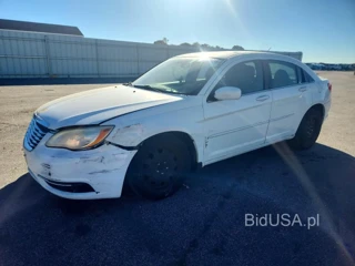 CHRYSLER 200 LX