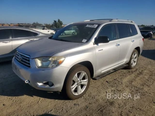 TOYOTA HIGHLANDER LIMITED