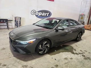 HYUNDAI ELANTRA LIMITED