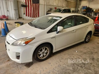 TOYOTA PRIUS IV