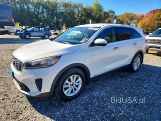 KIA SORENTO LX V6