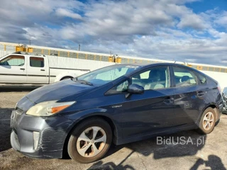 TOYOTA PRIUS THREE