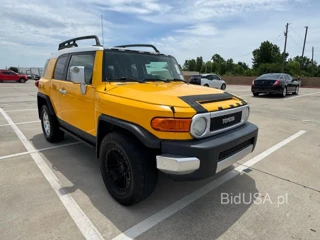 TOYOTA FJ CRUISER BASE
