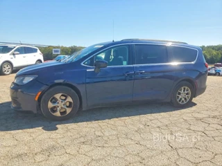 CHRYSLER VOYAGER LXI