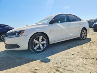 VOLKSWAGEN JETTA BASE