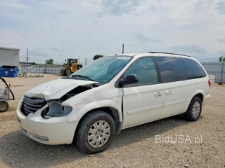 CHRYSLER TOWN & COUNTRY LX