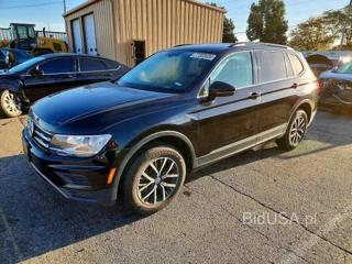 VOLKSWAGEN TIGUAN SE