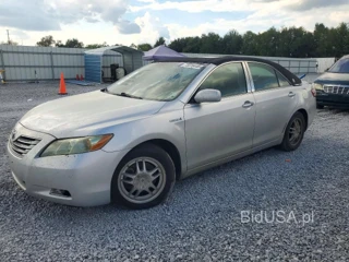 TOYOTA CAMRY HYBRID