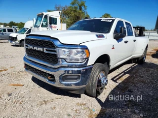 RAM 3500 TRADESMAN