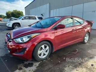 HYUNDAI ELANTRA SE
