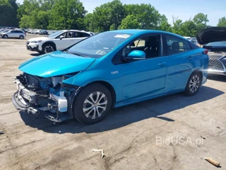 TOYOTA PRIUS PRIME LE